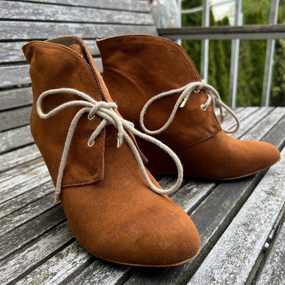 Suede Zara Ankle Booties - Picture 2 of 5